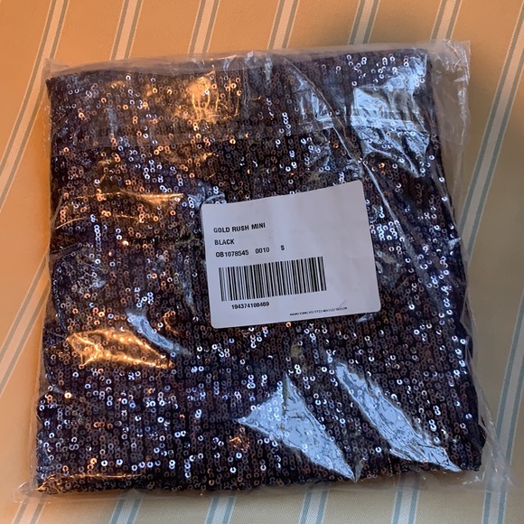 LAST SMALL FREE PEOPLE GOLD RUSH MINI DRESS IN BLACK ALLOVER SEQUINS AND TULLE - Picture 10 of 12